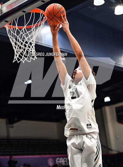 Thumbnail 1 in De La Salle vs. Central Catholic (MaxPreps MLK Classic) photogallery.