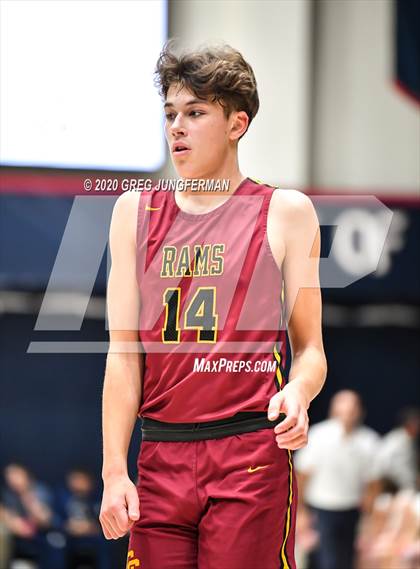 Thumbnail 2 in De La Salle vs. Central Catholic (MaxPreps MLK Classic) photogallery.