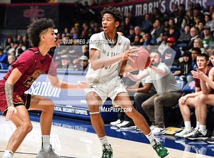 Thumbnail 3 in De La Salle vs. Central Catholic (MaxPreps MLK Classic) photogallery.