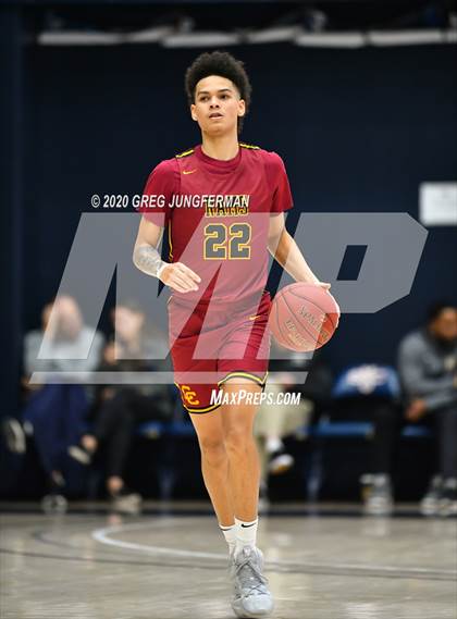 Thumbnail 2 in De La Salle vs. Central Catholic (MaxPreps MLK Classic) photogallery.