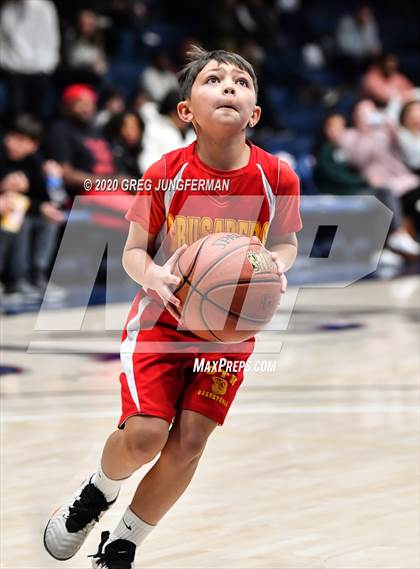 Thumbnail 1 in De La Salle vs. Central Catholic (MaxPreps MLK Classic) photogallery.