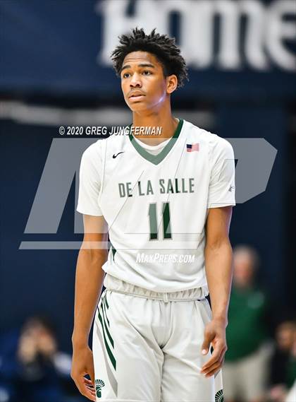 Thumbnail 3 in De La Salle vs. Central Catholic (MaxPreps MLK Classic) photogallery.