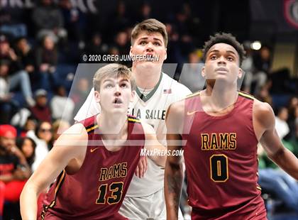 Thumbnail 3 in De La Salle vs. Central Catholic (MaxPreps MLK Classic) photogallery.