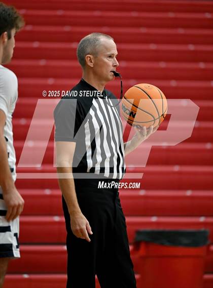 Thumbnail 2 in St. Bernard vs. Loyola (Fr. Barry Christmas Classic) photogallery.