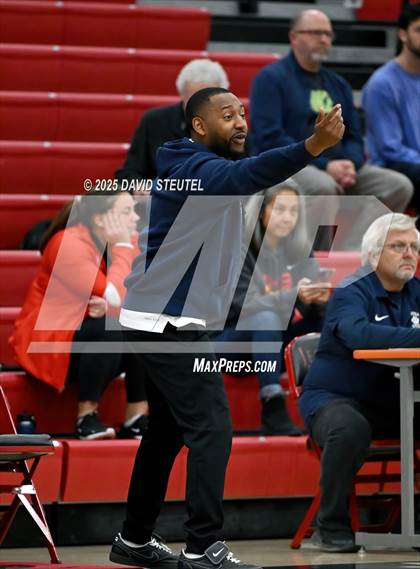 Thumbnail 3 in St. Bernard vs. Loyola (Fr. Barry Christmas Classic) photogallery.