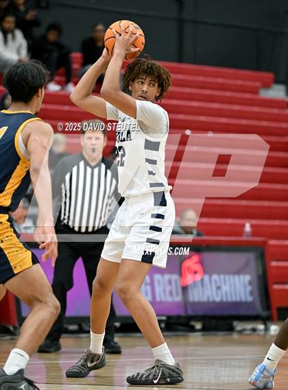 Thumbnail 1 in St. Bernard vs. Loyola (Fr. Barry Christmas Classic) photogallery.