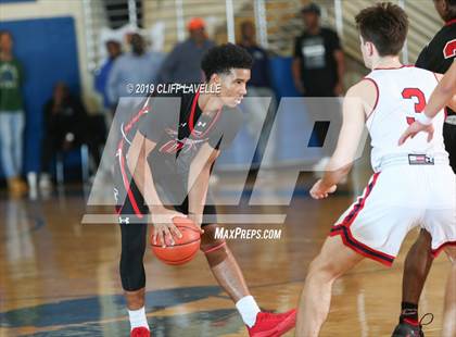 Thumbnail 3 in St. John's vs Milton (Rotary Roundball Classic) photogallery.