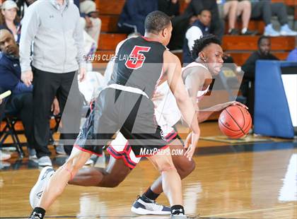 Thumbnail 1 in St. John's vs Milton (Rotary Roundball Classic) photogallery.