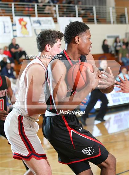 Thumbnail 3 in St. John's vs Milton (Rotary Roundball Classic) photogallery.