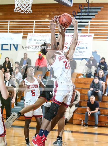 Thumbnail 2 in St. John's vs Milton (Rotary Roundball Classic) photogallery.