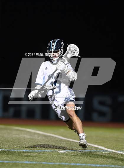 Thumbnail 2 in Arapahoe @ Valor Christian (CHSAA 5A Quarter-Final) photogallery.