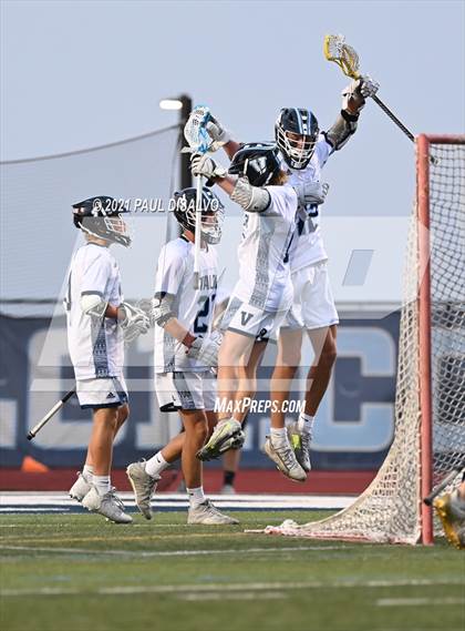 Thumbnail 3 in Arapahoe @ Valor Christian (CHSAA 5A Quarter-Final) photogallery.