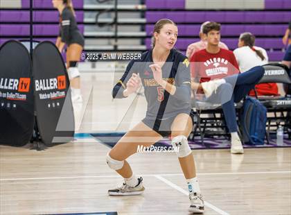 Thumbnail 3 in Xavier College Prep vs. Torrey Pines (Durango Fall Classic) photogallery.