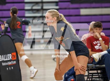 Thumbnail 3 in Xavier College Prep vs. Torrey Pines (Durango Fall Classic) photogallery.