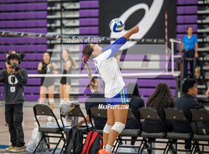 Thumbnail 2 in Xavier College Prep vs. Torrey Pines (Durango Fall Classic) photogallery.