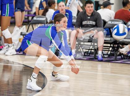 Thumbnail 1 in Xavier College Prep vs. Torrey Pines (Durango Fall Classic) photogallery.