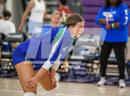 Thumbnail 2 in Xavier College Prep vs. Torrey Pines (Durango Fall Classic) photogallery.