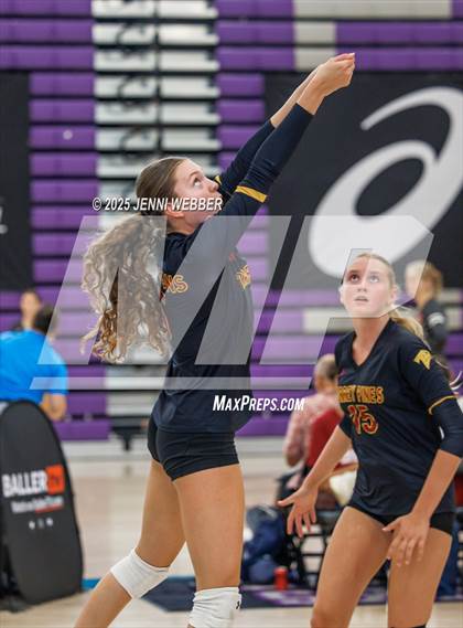 Thumbnail 2 in Xavier College Prep vs. Torrey Pines (Durango Fall Classic) photogallery.