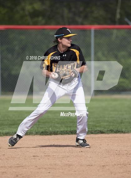 Thumbnail 1 in Vianney @ Triad photogallery.
