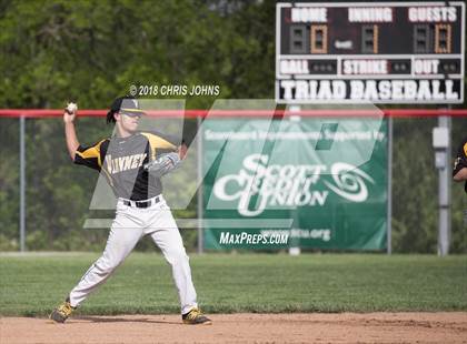 Thumbnail 2 in Vianney @ Triad photogallery.