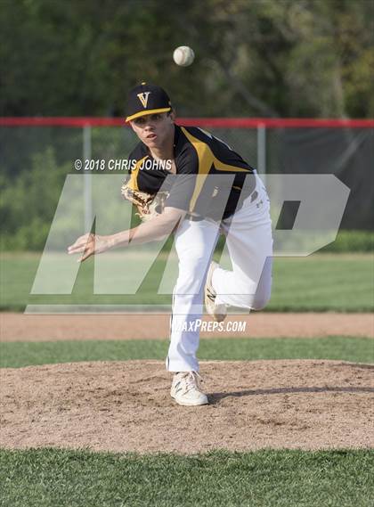 Thumbnail 2 in Vianney @ Triad photogallery.