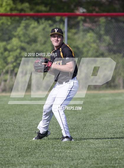 Thumbnail 2 in Vianney @ Triad photogallery.