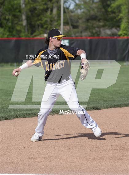 Thumbnail 2 in Vianney @ Triad photogallery.