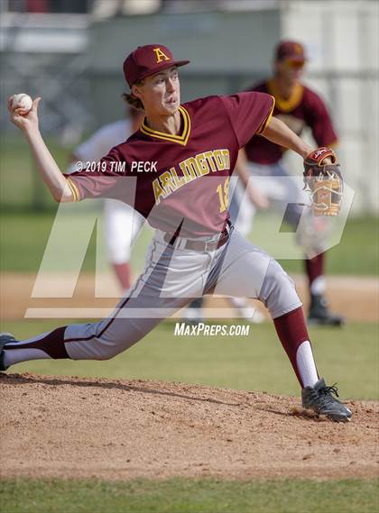 Thumbnail 1 in Arlington @ Esperanza photogallery.