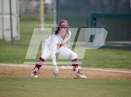 Thumbnail 2 in Arlington @ Esperanza photogallery.