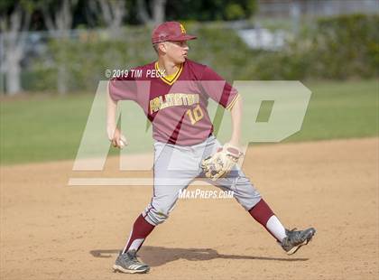 Thumbnail 1 in Arlington @ Esperanza photogallery.