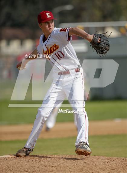 Thumbnail 1 in Arlington @ Esperanza photogallery.