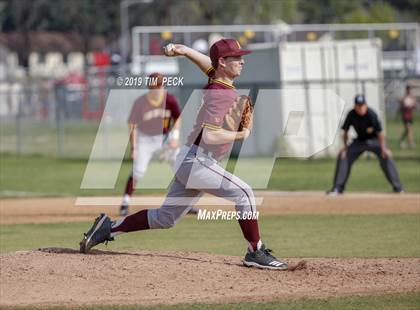 Thumbnail 1 in Arlington @ Esperanza photogallery.