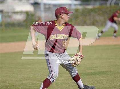 Thumbnail 2 in Arlington @ Esperanza photogallery.