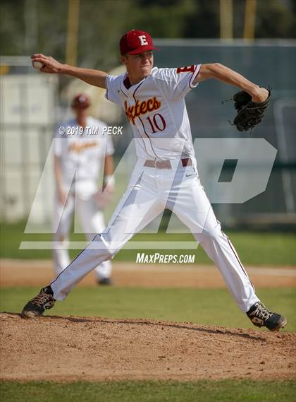 Thumbnail 2 in Arlington @ Esperanza photogallery.