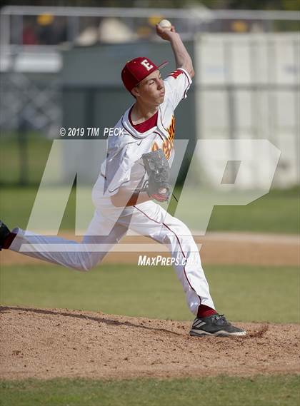 Thumbnail 1 in Arlington @ Esperanza photogallery.
