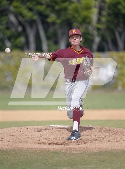 Thumbnail 1 in Arlington @ Esperanza photogallery.