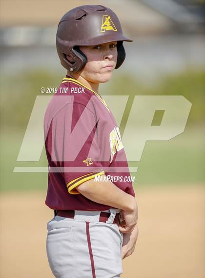 Thumbnail 2 in Arlington @ Esperanza photogallery.