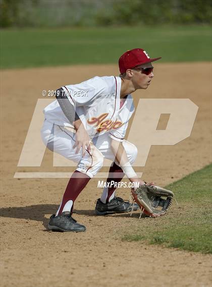 Thumbnail 1 in Arlington @ Esperanza photogallery.