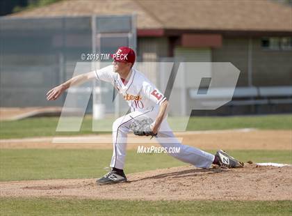 Thumbnail 1 in Arlington @ Esperanza photogallery.