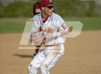 Thumbnail 2 in Arlington @ Esperanza photogallery.