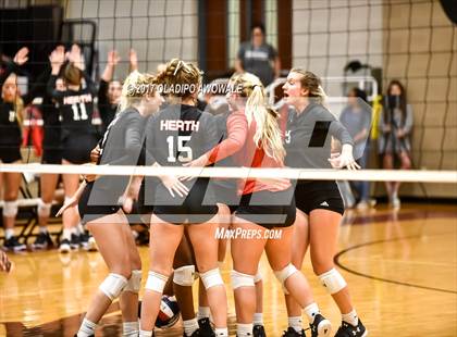 Thumbnail 1 in Longview @ Rockwall Heath photogallery.