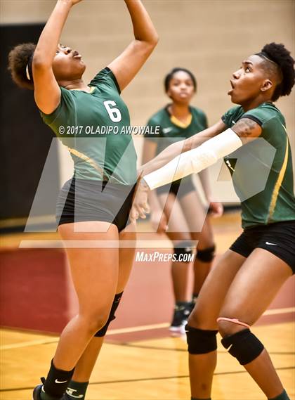 Thumbnail 3 in Longview @ Rockwall Heath photogallery.