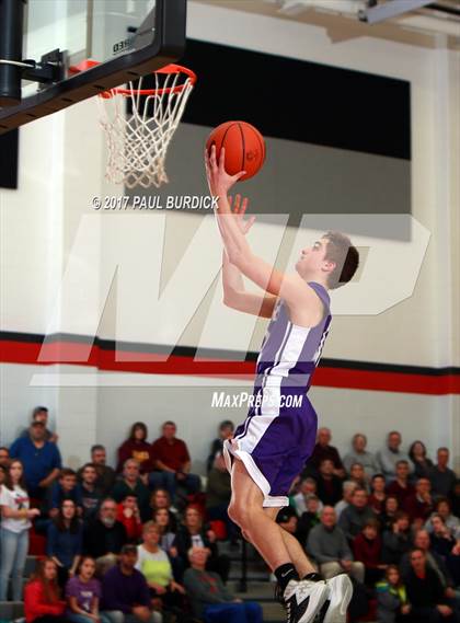 Thumbnail 3 in Coudersport vs Greensburg Central Catholic (PIAA Class AA Second Round) photogallery.