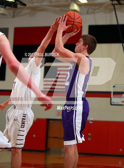 Thumbnail 3 in Coudersport vs Greensburg Central Catholic (PIAA Class AA Second Round) photogallery.