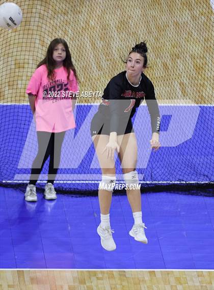Thumbnail 1 in Niwot vs. Durango (CHSAA 4A 3rd Round) photogallery.