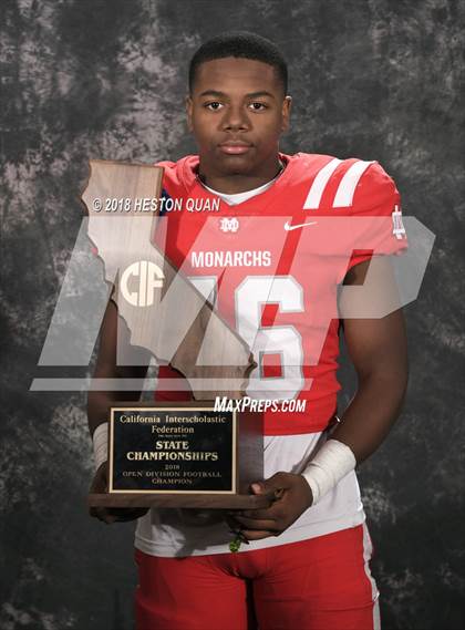 Thumbnail 1 in Mater Dei (CIF State Open Division Awards) photogallery.