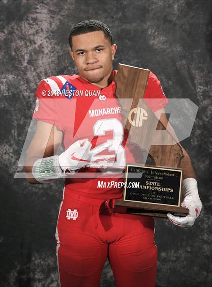 Thumbnail 1 in Mater Dei (CIF State Open Division Awards) photogallery.