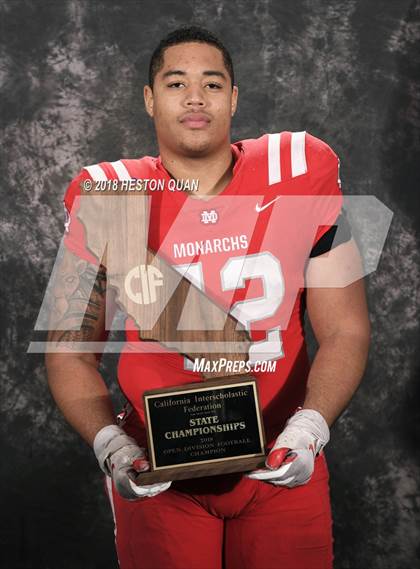 Thumbnail 1 in Mater Dei (CIF State Open Division Awards) photogallery.