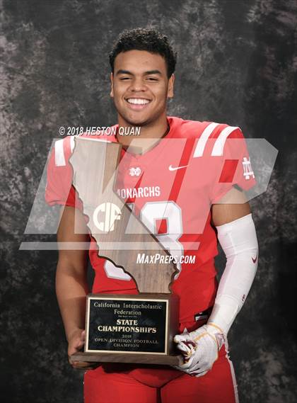 Thumbnail 1 in Mater Dei (CIF State Open Division Awards) photogallery.