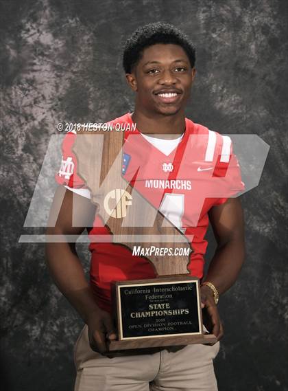 Thumbnail 1 in Mater Dei (CIF State Open Division Awards) photogallery.